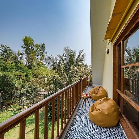 Saffronstays Happy Fields, Pune - Luxury Farmstay With Farm To Table Food Exterior photo